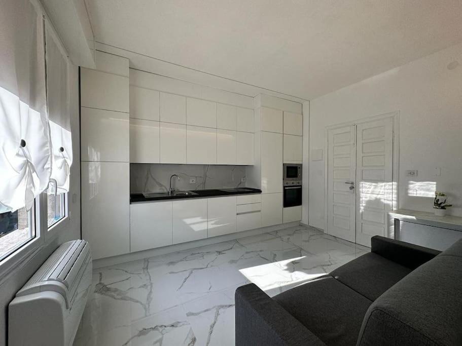 Suite Aurora Luxury In The Center Of סנרמו מראה חיצוני תמונה