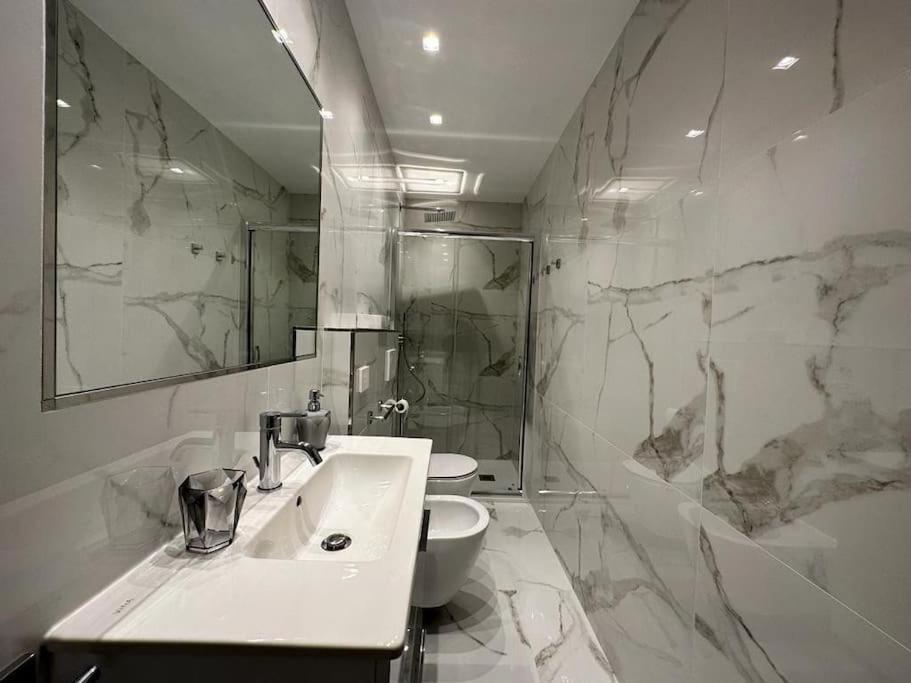 Suite Aurora Luxury In The Center Of סנרמו מראה חיצוני תמונה